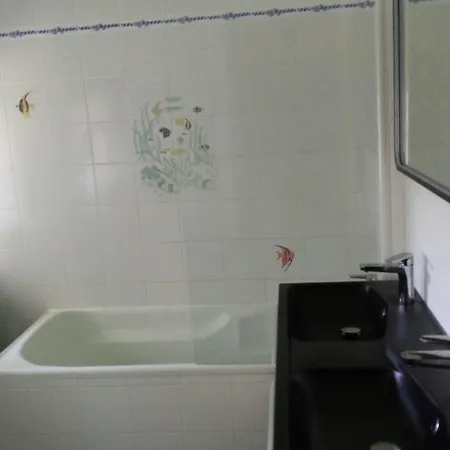 Renove En Campagne, 3 Ch., Terrain 5000m², Proche Randonnees Et Le Mans ! - Fr-1-410-161 *