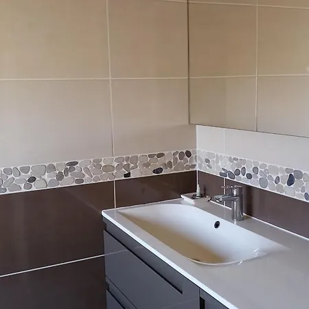 Renove En Campagne, 3 Ch., Terrain 5000m², Proche Randonnees Et Le Mans ! - Fr-1-410-161 Casa de Campo *