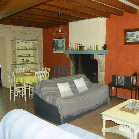 Renove En Campagne, 3 Ch., Terrain 5000m², Proche Randonnees Et Le Mans ! - Fr-1-410-161 Feriehus