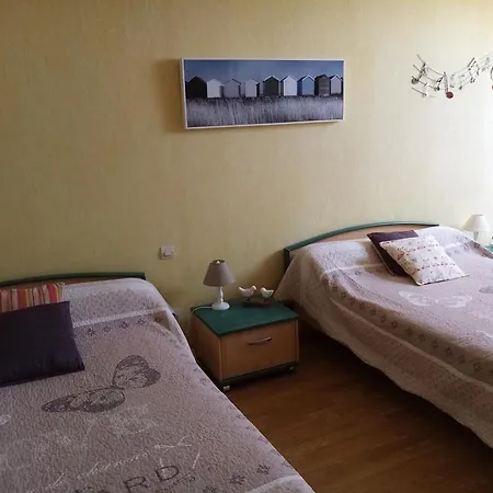 Renove En Campagne, 3 Ch., Terrain 5000m², Proche Randonnees Et Le Mans ! - Fr-1-410-161 *